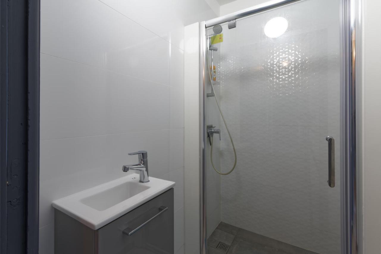 Le Beaulieu * Appartement 4 Chambres * 8Pers * Clim * Parking * Balcon Montpellier Buitenkant foto